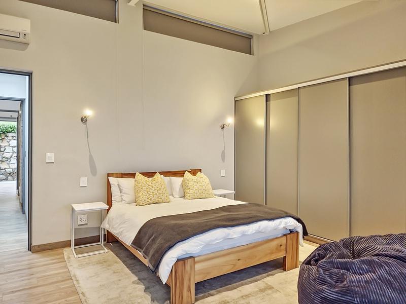 5 Bedroom Property for Sale in Bakoven Western Cape